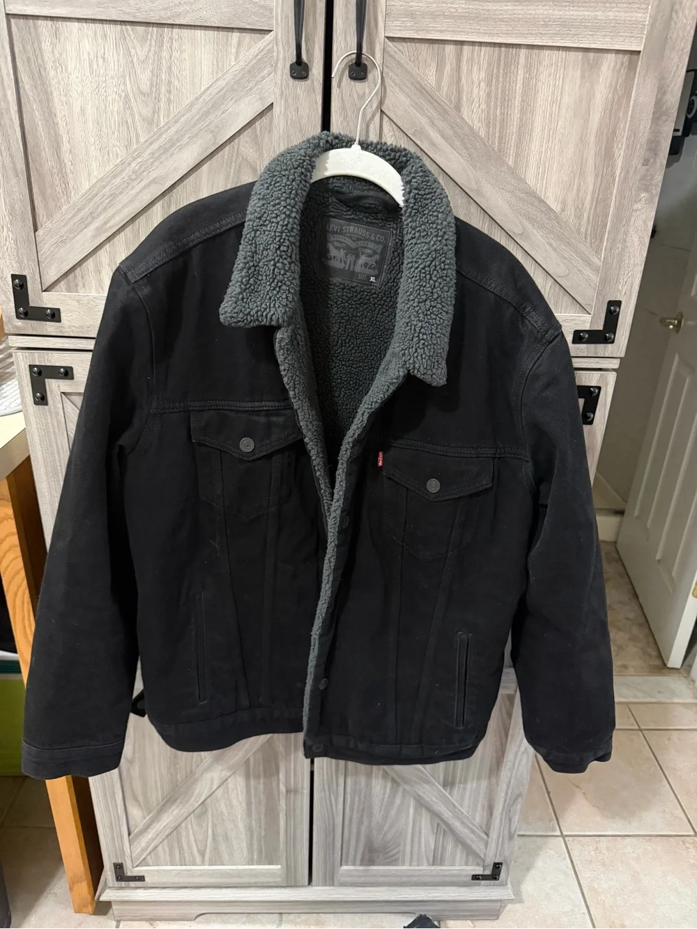 Levi's Black Jacket with Gray Sherpa Lining